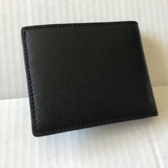NWT !  Michael Kors Men's Slim Billfold Wallet - Picture 2 of 3